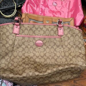 Coach Signature Shoulder Bag in Brown and Pink